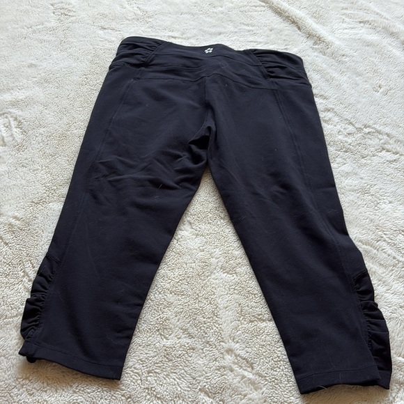 Tuff Athletic Black Leggings – Size Medium | Like New | Performance Meets Style - Picture 4 of 4